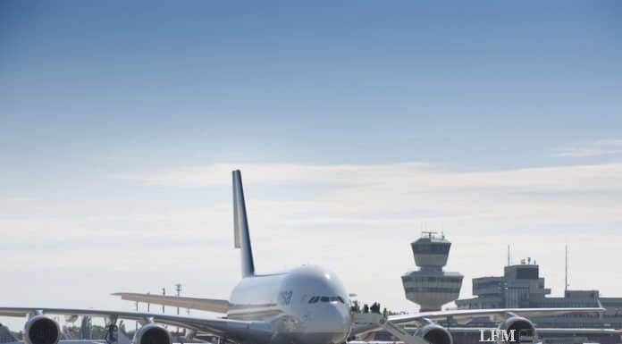 Airbus A380 in Berlin Tegel