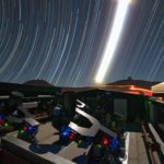 Blick auf die Te­le­sko­p­an­la­ge auf dem Pa­r­anal-Ob­ser­va­to­ri­um
