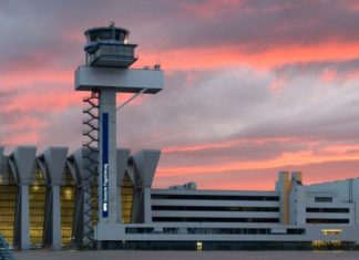 Tower am Flughafen Frankfurt