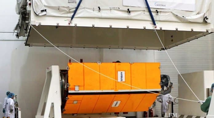 Meeresbeobachtungssatellit Sentinel-6 abflugbereit Sentinel-6 Meeresbeobachtungssatellit abflugbereit