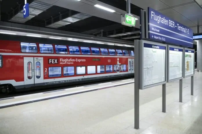 Inbetriebnahme des Bahnhofs 