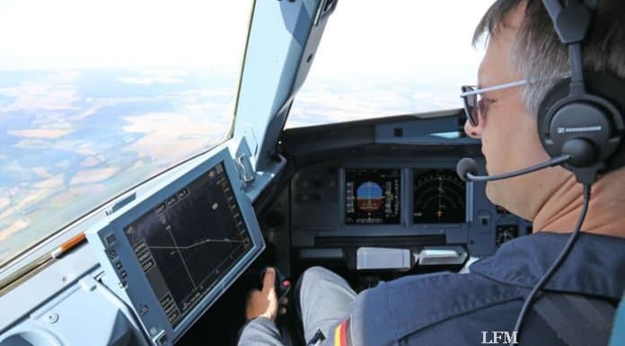 Pilotenassistenzsystem LNAS erhält Manfred-Fuchs-Preis Assistenzsystem für lärmarme Anflüge