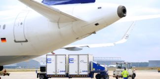 Pharmatransporter am Fraport