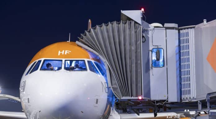 easyJet erweitert Winterflugangebot am BER um Sevilla und London Southend easyJet-Erstflug nach London Gatwick vom Flughafen BER