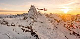 AS 350 B3 "Écureuil" (Airbus Helicopters H125) von Air Zermatt (Reg. HB-ZVS) am Matterhorn