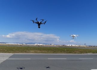 Schwarmaufstieg Yuneec- und DJI-Drohne Frankfurt Vorfeld