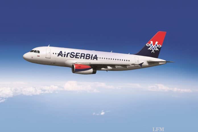 Air Serbia A320 mit V2500-Triebwerken