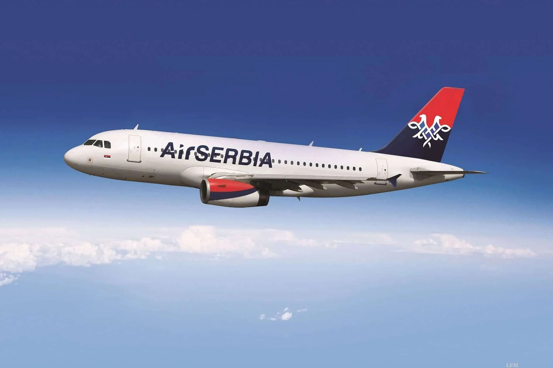 Air Serbia A320 mit V2500-Triebwerken