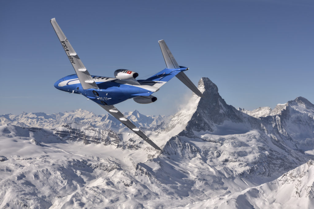 Pilatus PC-24 Super Versatile Jet über der Schweiz