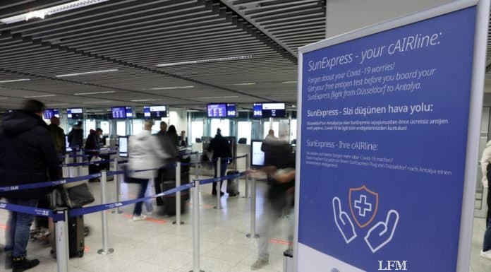 SunExpress Erstflug der freiwillig COVID-19-Getesteten SunExpress Antigentest