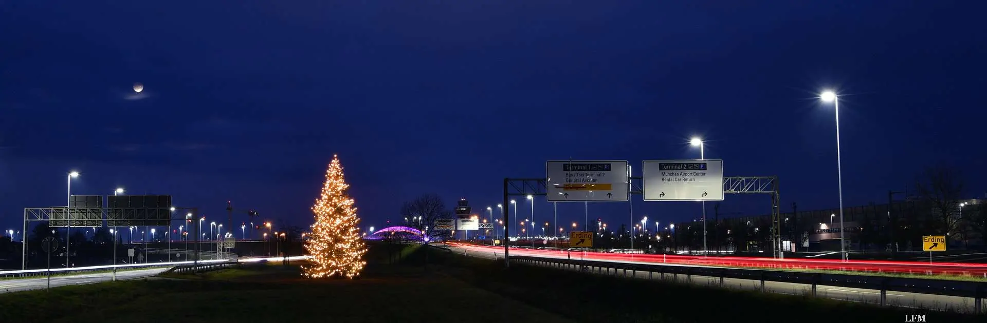 Weihnachtsbaum am Flughafen München