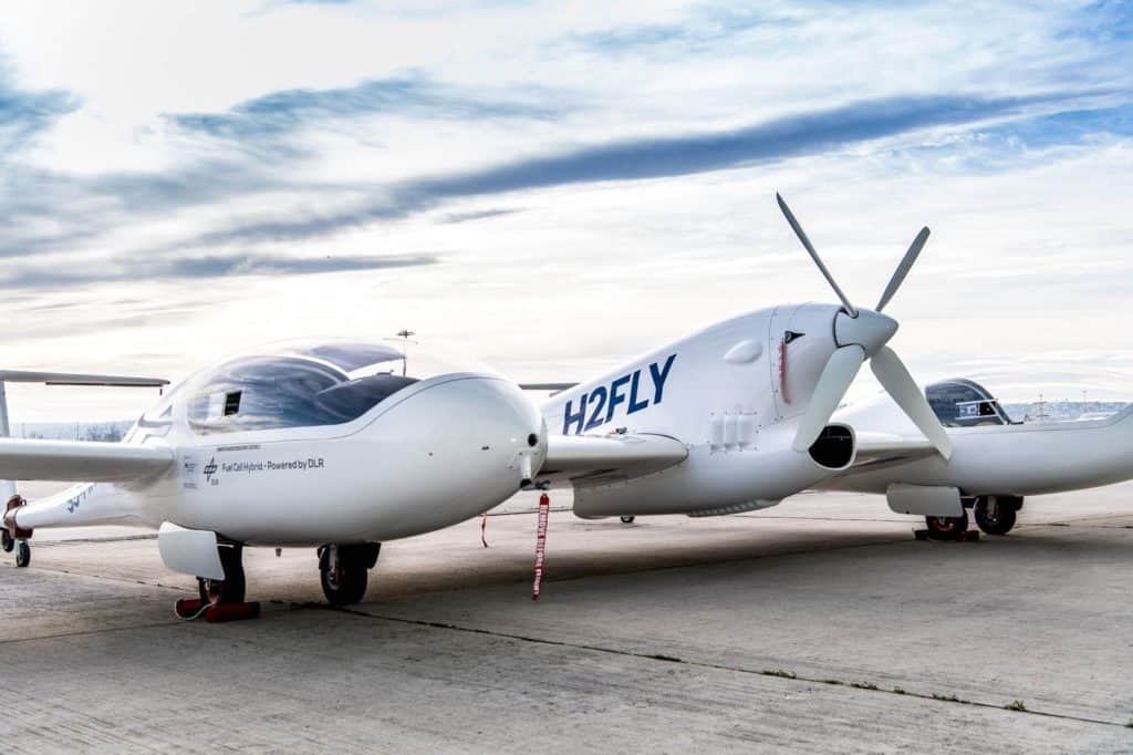 Hy4 Flugzeug mit Wasserstoff-Brennstoffzellen und vier Sitzen