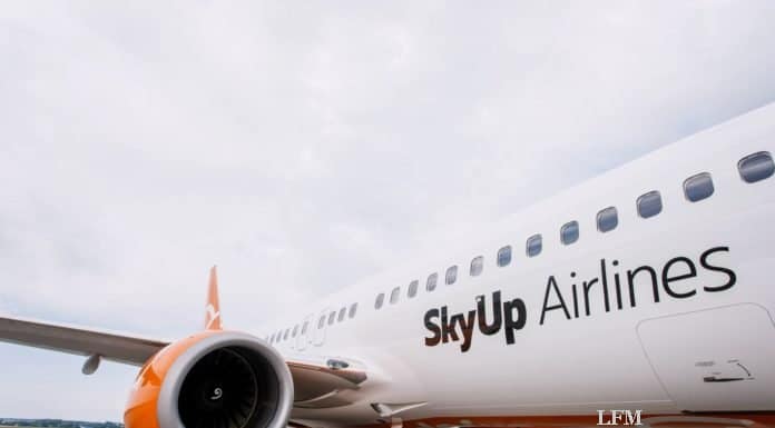 Flughafen Memmingen: SkyUp wird neuer Airline-Partner SkyUP-Airlines landet nun auch in Memmingen: Die ukrainische Airline SkyUp verbindet den Allgäu Airport mit Kiew.