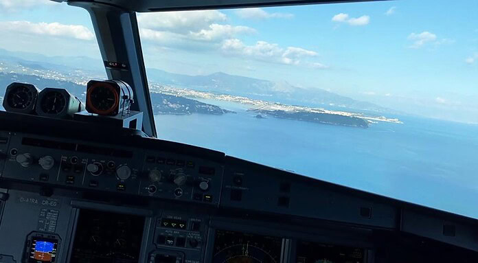 DLR testet satellitenbasiertes Landesystem GLASS Flughäfen, wie in Kerkyra auf Korfu, könnten dank GLASS in Zukunft ein satellitenbasiertes Präzisions-Landesystem anbieten