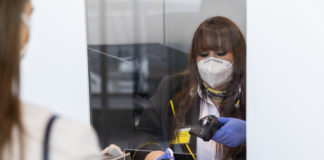 COVID-19 Antigen-Schnelltest am Flughafen Wien