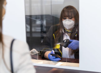 COVID-19 Antigen-Schnelltest am Flughafen Wien