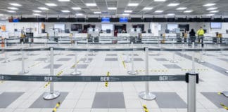 BER-Terminal 5: Check-in-Bereich in Schönfeld