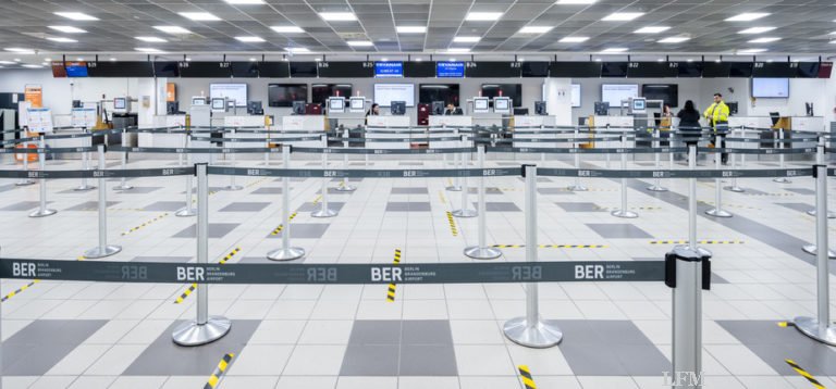 BER-Terminal 5: Check-in-Bereich in Schönfeld