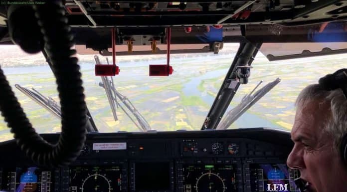 Zivile Hubschrauber fliegen für die Bundeswehr in Mali Hubschrauber H225 LP Super Puma
