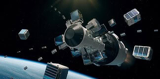 Aussetzen der Kleinsatelliten im Weltall