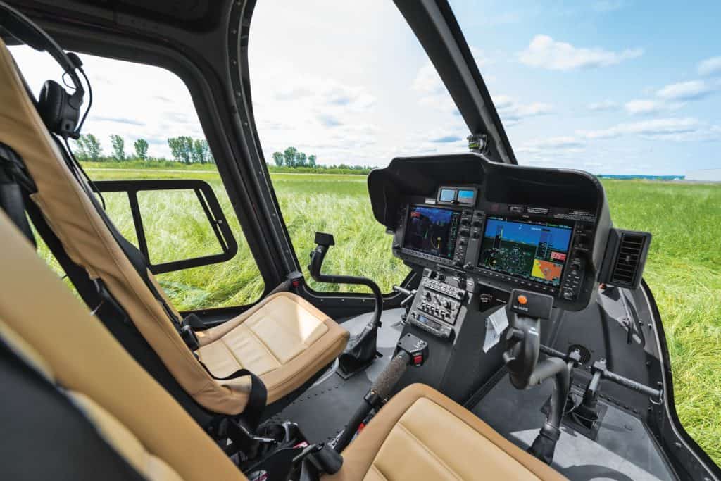 Bell 505 Cockpit