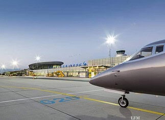 Flughafen Graz, Terminal und Vorfeld