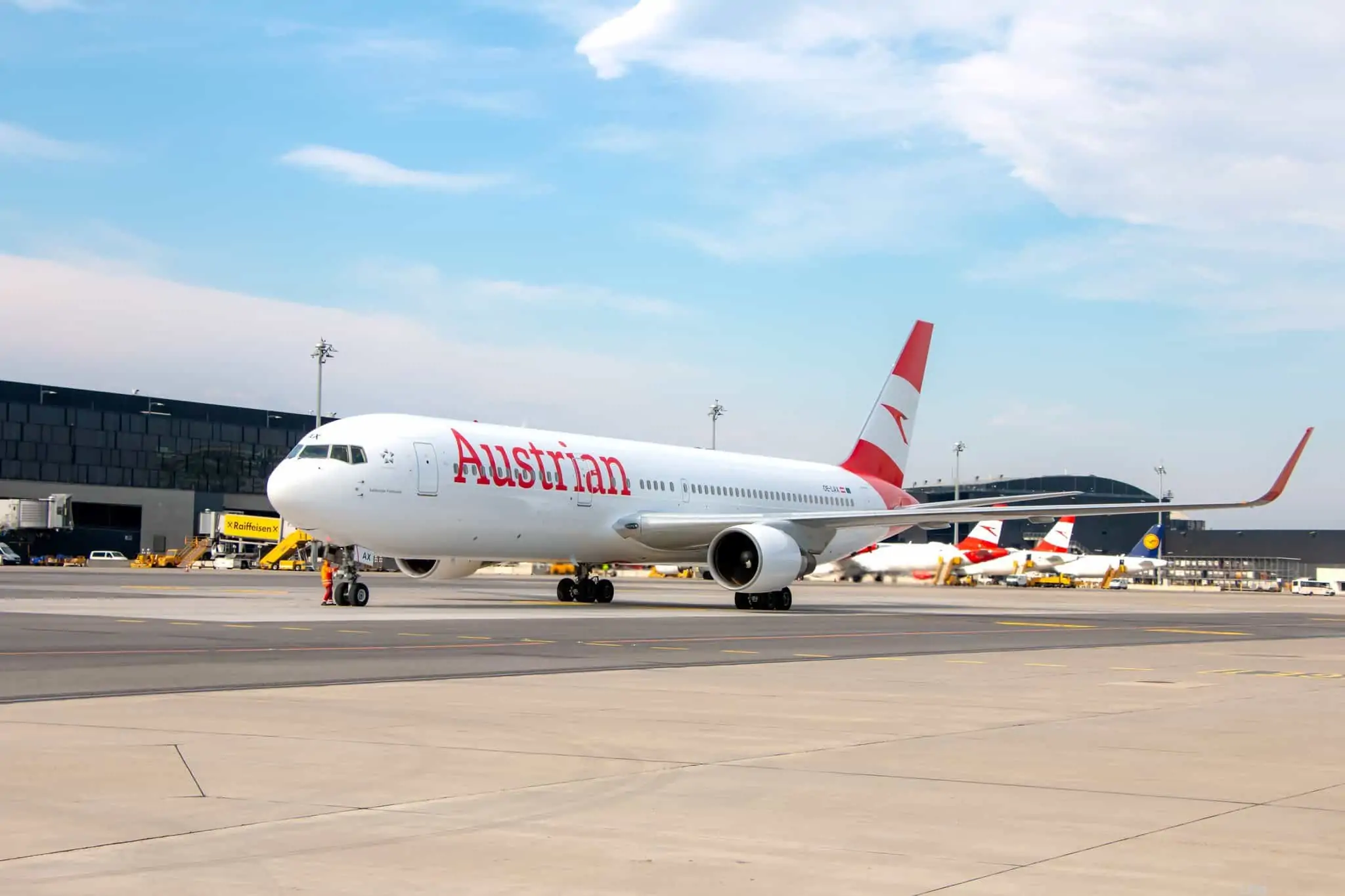 Austrian B767 OE_LAX