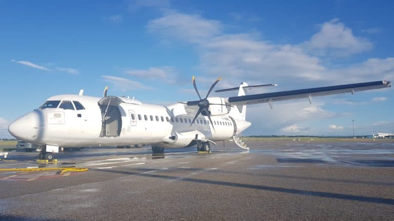 Für die Flüge nutzt Green Airlines ein Flugzeug vom Typ ATR 72-500 der Chalair Aviation mit Platz für 70 Passagiere