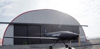 „Black Swan“-Transportdrohne von DRONAMICS