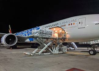 Emirates startet Luftbrücke nach Indien für den Transport dringend benötigter Hilfsgüter