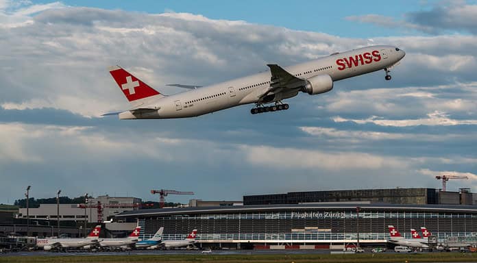 Flughafen Zürich: Außerordentlicher Flugbetrieb am 01. August Abflug am Flughafen Zürich