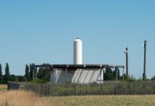 Flugsicherung: Funkfeuer für Piloten werden immer seltener Die CVOR Nienburg ist eine von acht konventionellen Drehfunkfeuern, die in ein robusteres Doppler-Drehfunkfeuer umgerüstet werden sollen.