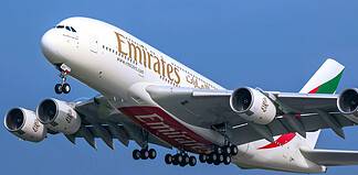 Emirates Group erzielt neues Rekord-Halbjahresergebnis Emirates-Flaggschiff Airbus A380