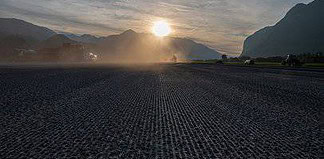 Generalsanierung der Piste am Flughafen Innsbruck