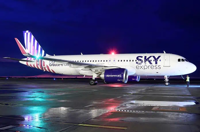 Erstflug der SKY express mit Airbus A320neo nach Heraklion (HER). Erstflug der SKY express mit Airbus A320neo nach Heraklion (HER).