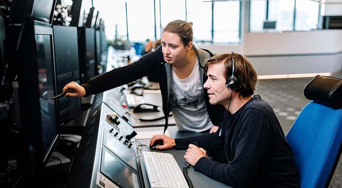 Beruf Fluglotse: Austro Control lädt Bewerber zum Infotag Austro Control Fluglotsen