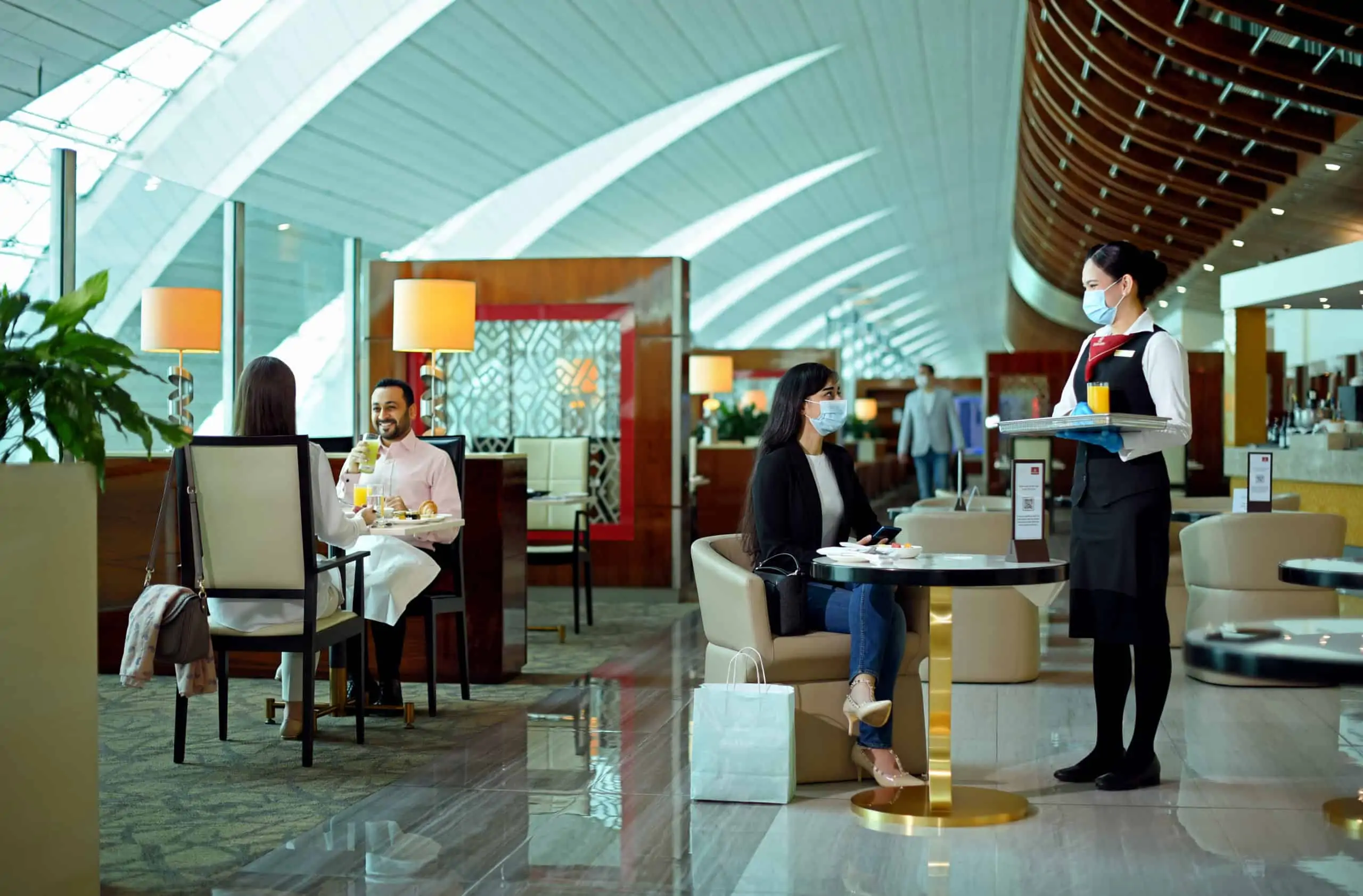 Über 20 weltweite Emirates Lounges wieder offen