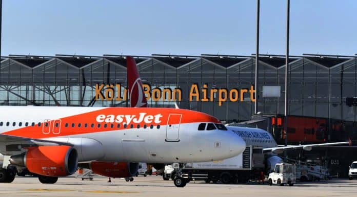 Flughafen Köln/Bonn: easyJet fliegt nach Mallorca easyjet am Köln Bonn Airport