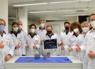 Eines der Gewinnerteams des ersten Nutzlastwettbewerbs für den Erstflug des deutschen Mikrolaunchers Spectrum: Das Institut für Luft- und Raumfahrttechnik der TU Berlin. Die Tech­ni­sche Uni­ver­si­tät Ber­lin ist mit der Klein­sa­tel­li­ten­mis­si­on Cy­BEE­sat, ei­ner Tech­no­lo­gie­de­mons­tra­ti­on für ei­nen mi­nia­tu­ri­sier­ten Tran­scei­ver, der für neu fest­ge­leg­te Fre­quenz­bän­der ent­wi­ckelt wur­de, beim Jung­fern­flug des deut­schen Mi­kro­laun­chers Spec­trum von Isar Ae­ro­space Tech­no­lo­gies an Bord.