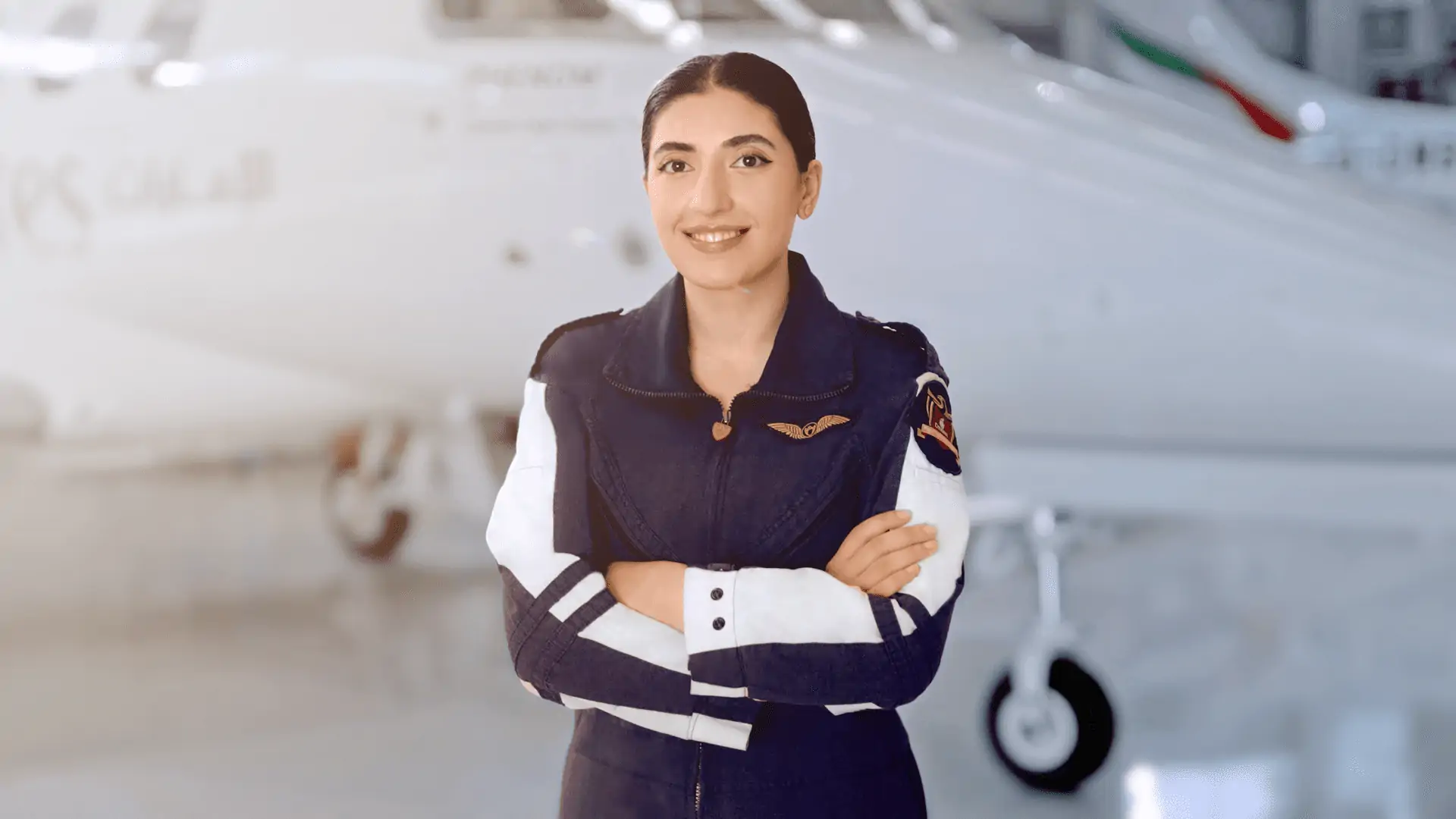 Bayan Al Turabi, erste internationale Flugschülerin der Emirates Flight Training Academy