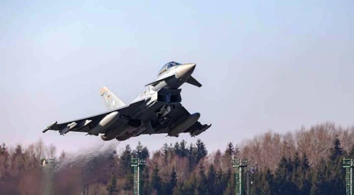 Krieg in der Ukraine: Eurofighter sichern Luftraum über Polen Deutsche Eurofighter der Bundeswehr sichern Luftraum über Polen