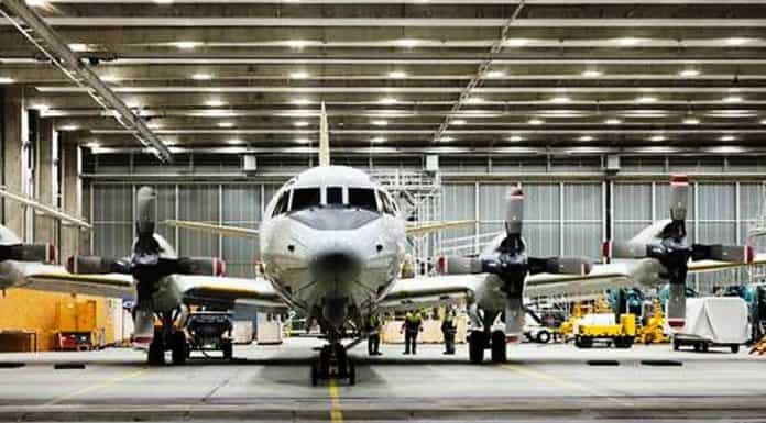 Seefernaufklärer lufttüchtig: P-3C Orion am Mittelmeer Seefernaufklärer P-3C Orion