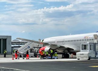 Sanitätsflug einer MedEvac Boeing 737 am PAD