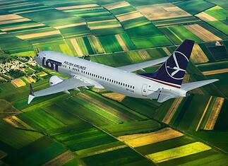 LOT Polish Airlines Boeing 737 MAX8