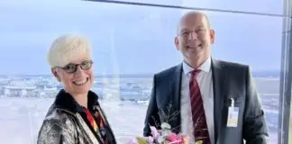 Anke Kaysser-Pyzalla und Arndt Schoenemann anlässlich des 40jährigen Jubiläums DFS/DLR.