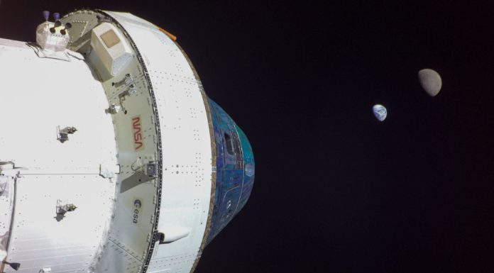 NASA-Mission Artemis I: Mondkapsel vor Rückkehr auf die Erde Artemis I: Orion blickt auf Erde und Mond