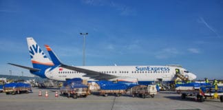 SunExpress Luftbrücke für Opfer des Erdbebens in der Türkei gestartet