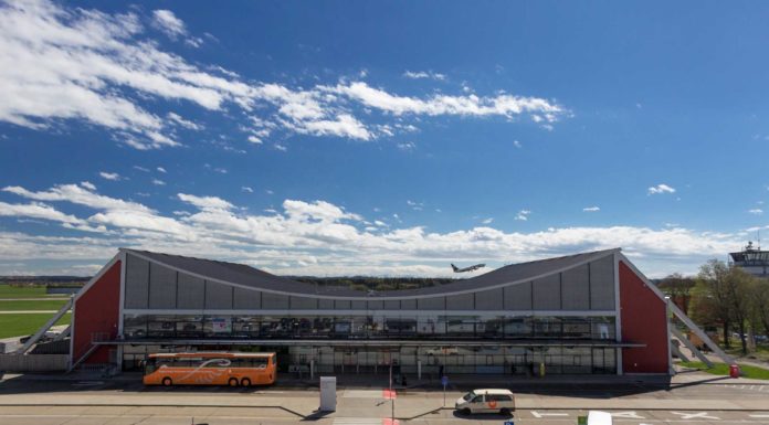 Memmingen Airport: Winter tourism and record numbers Memmingen Airport, Terminal