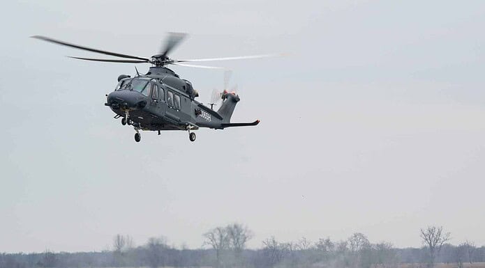 Boeing startet Produktion von MH-139A Grey Wolf Hubschrauber Testflugzeug vom Typ MH-139A bereitet sich auf die Landung im Boeing-Werk in Ridley Park vor