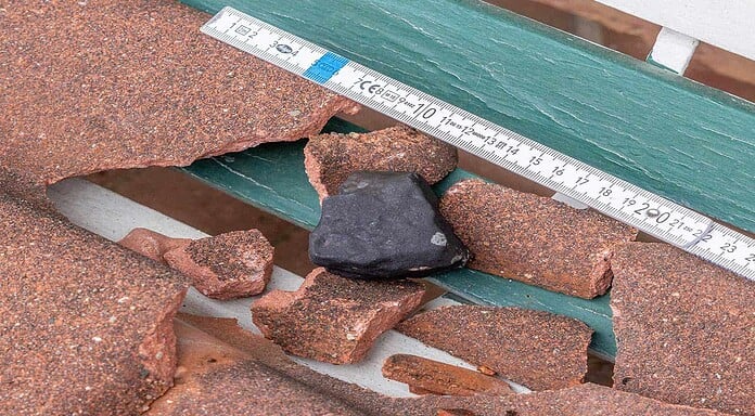 Meteoritenfall von Elmshorn: Einschläge aus dem All Der Meteorit von Elmshorn